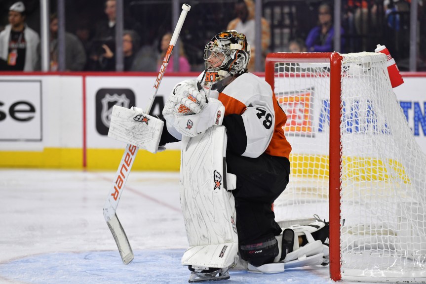 Flyers’ Carter Hart Granted Indefinite Leave of Absence, ‘Personal&nbsp;Reasons’